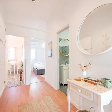 Guestready - Vibrant 2br